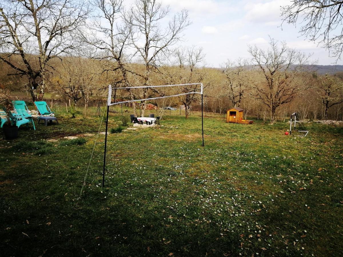 Gite Le P'Tit Bassoul Ouvert Toute L'Annee Cenevieres Exterior foto